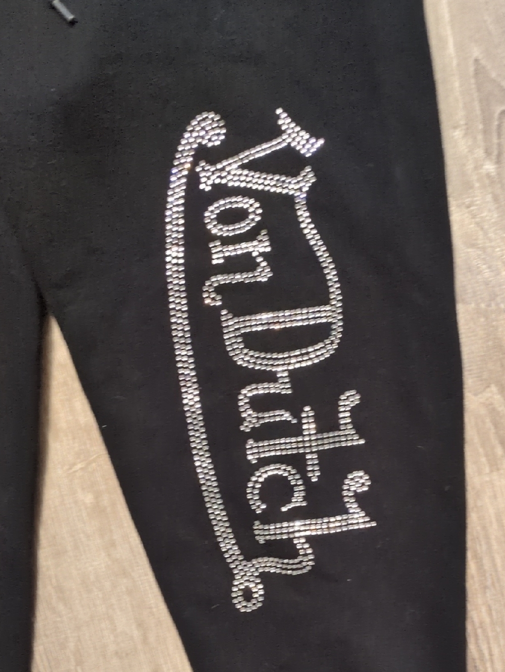 Von Dutch Black Rhinestone Jogger Sweatpants Size Medium - Picture 2 of 7
